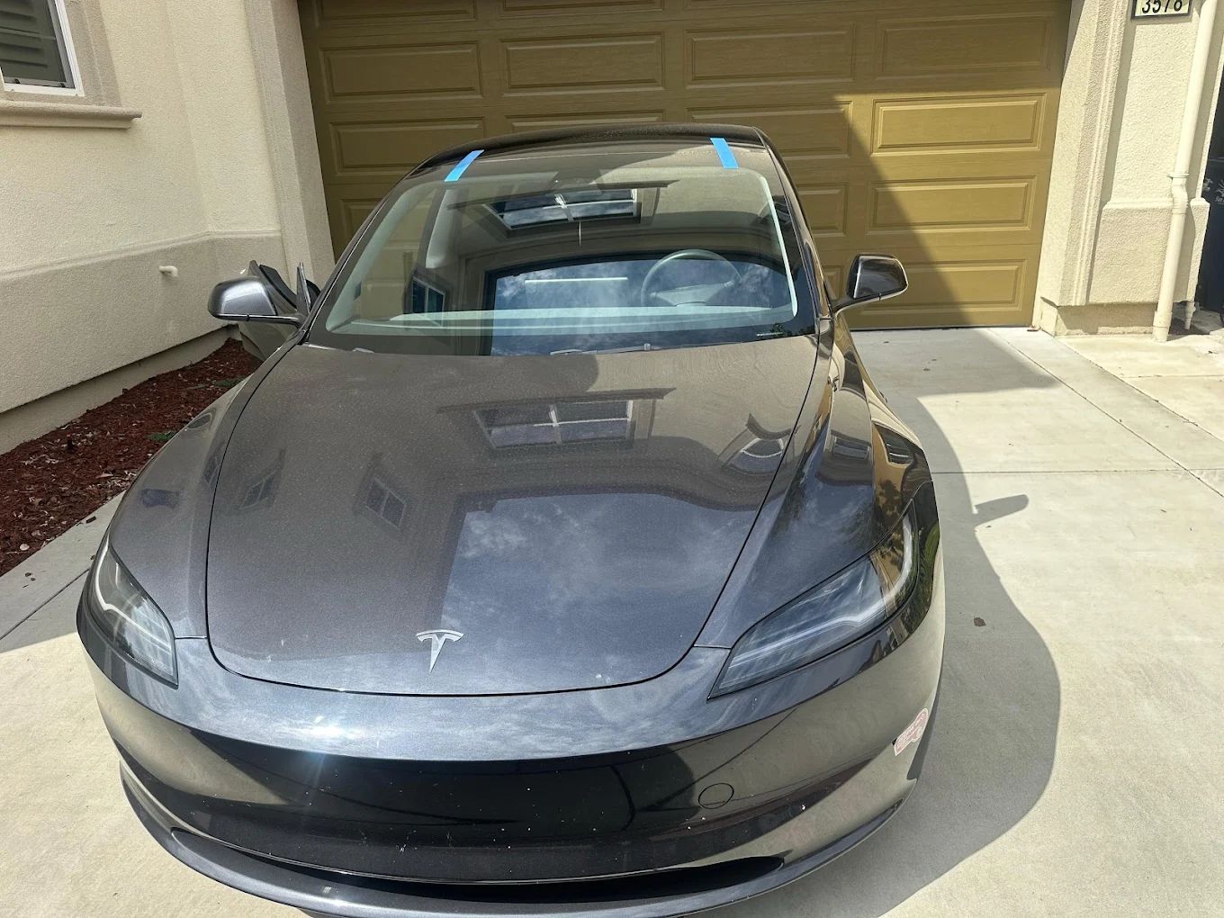 BMW 4 Series windshield replacement in Palo Alto — mobile service